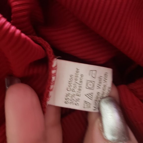 Women's Burgundy Criss Cross On Off Shoulder Top - Picture 8 of 8